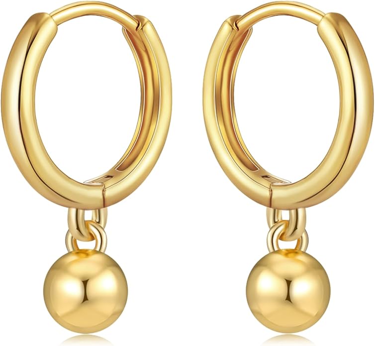 18K Stud Earrings – 1.1g Elegant Minimalist Design