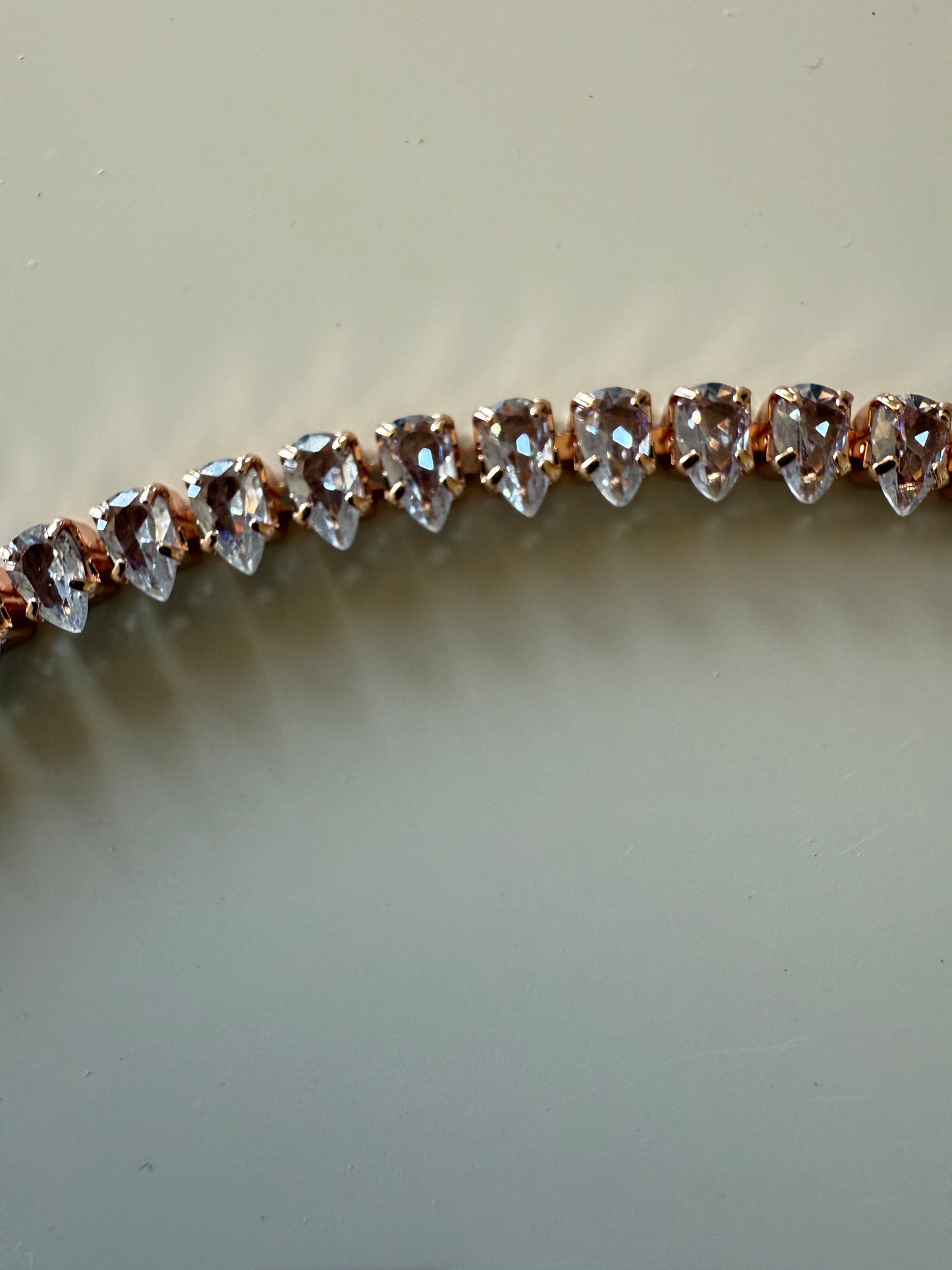 Luxury cubic zirconia waterdrop necklace